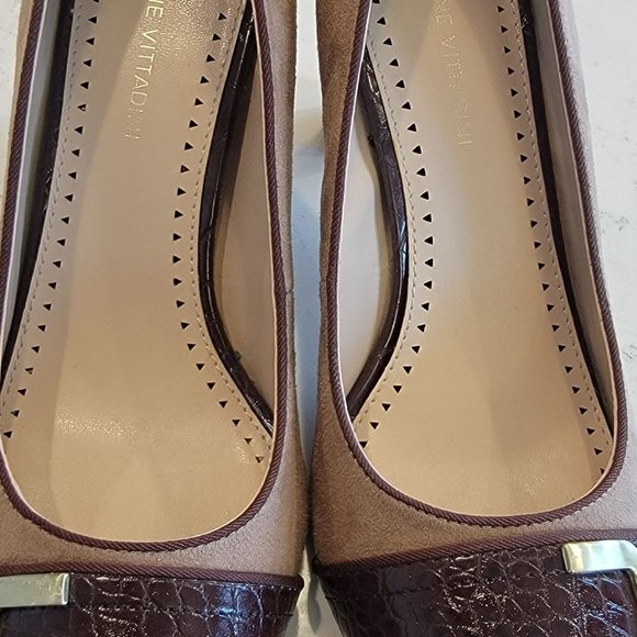 ADRIENNE VITTADINI Women's Nanna Buckle Block Heel Pointed Toe Suede Shoes 8.5 - Picture 11 of 13